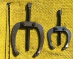 Craftsman Vintage Usa 4690 & 4691 Two Jaw Gear And Bearing Pullers. Fixed Price $39.95.