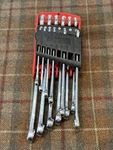 Mac Tools Pc Metric Combination Wrench Set: 6-19MM (no 10 Or 12) W/ Case. Fixed Price $179.50.