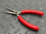 Snap-on Tools Red Soft Grip 5-1/2" Needle Nose Precision Pliers P92055A New. Fixed Price $74.99.