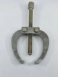Vintage Early Craftsman Tools Made Usa 4690 Two Jaw Gear And Bearing Puller. Fixed Price $18.25.