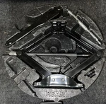 10-16 Buick Lacrosse Jack Assembly W/ Tools And Foam Insert. Fixed Price $82.00.
